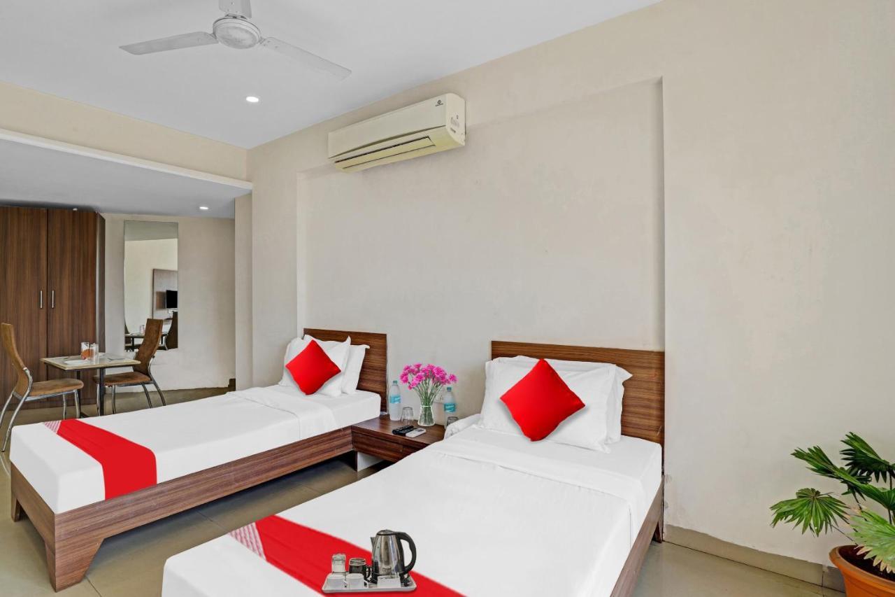 Oyo Flagship Hotel Residency Silvassa Exterior foto
